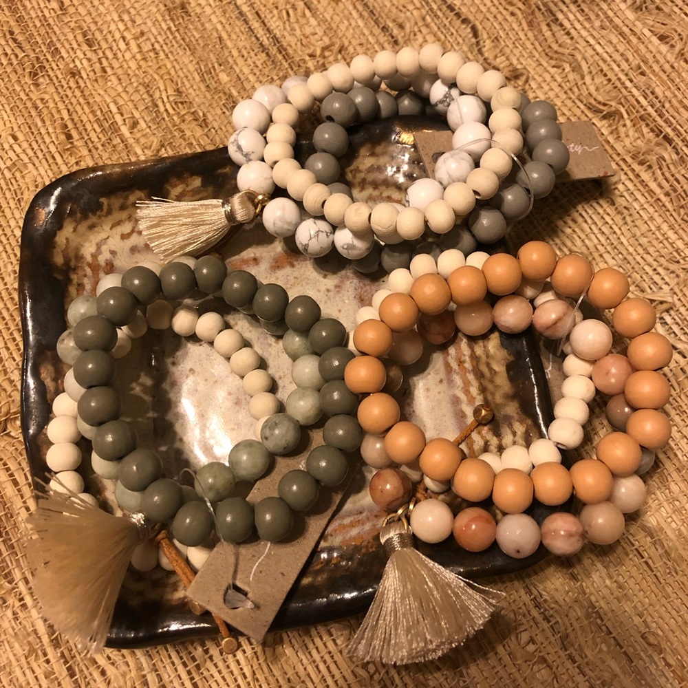 Natural Wood Stone Bracelet - Picture 2 of 4